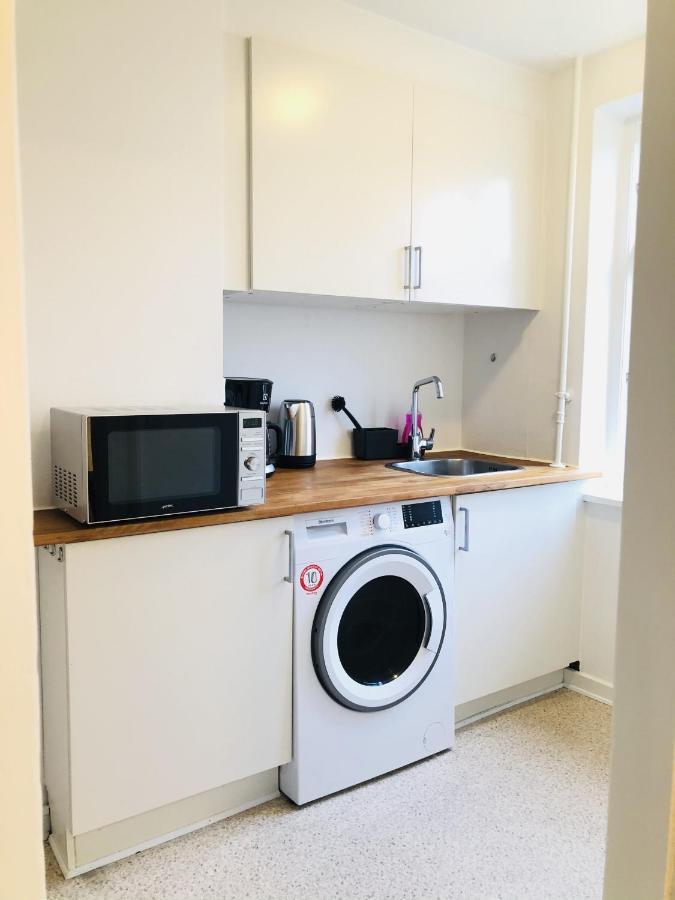 Aday - Reberbansgade Central Apartment Aalborg Esterno foto